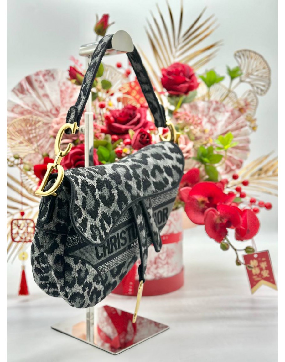 Dior leopard store saddle bag